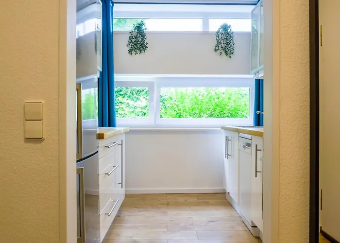 Gross, Modern, Zentrumsnah Mit Parkplatz Und Garten Ulm