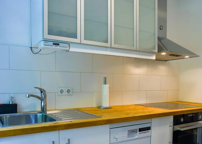 Appartement Gross, Modern, Zentrumsnah Mit Parkplatz Und Garten *