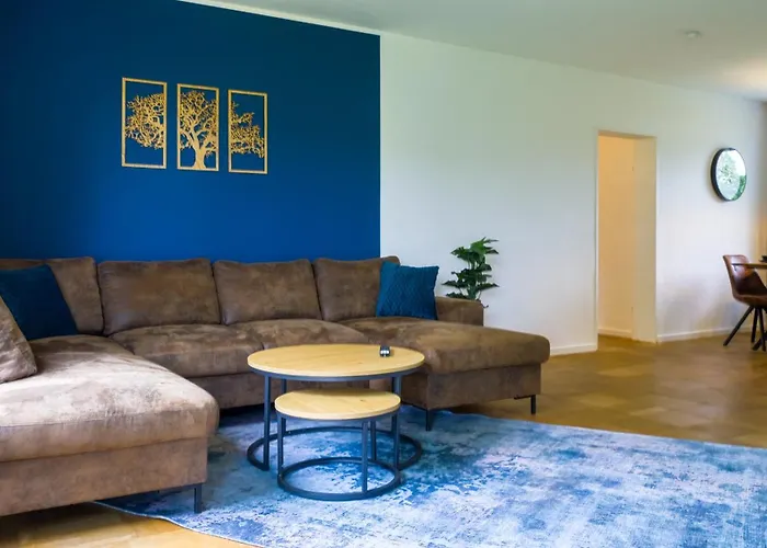 Gross, Modern, Zentrumsnah Mit Parkplatz Und Garten * Ulm